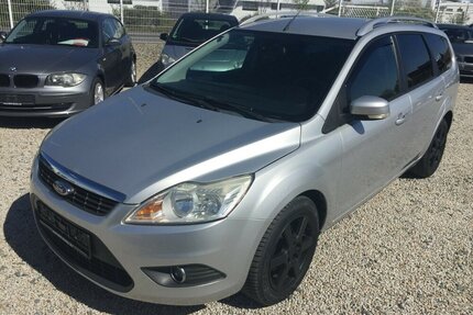 Ford Focus Kombi,Amb.,Klima,Tempom.,Alu ! Gebrauchtwagen