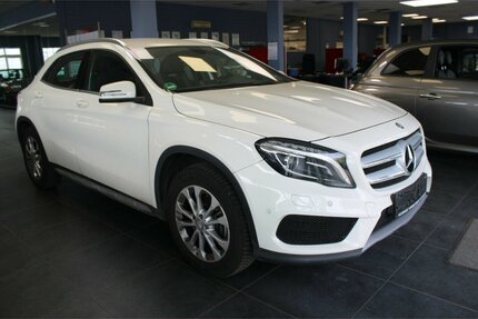 Mercedes-Benz GLA 200 Sport Utility Vehicle 