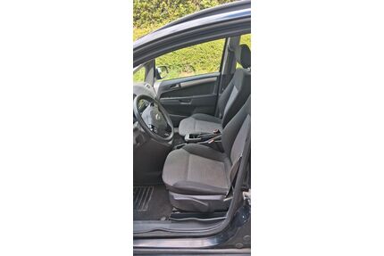 Opel Zafira Gebrauchtwagen