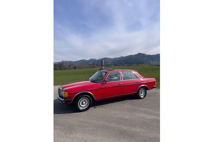 Mercedes-Benz 200 Gebrauchtwagen