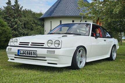 Opel Manta Gebrauchtwagen