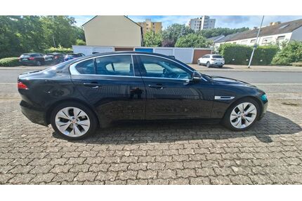 Jaguar XE Gebrauchtwagen