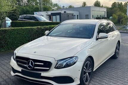 Mercedes-Benz E 220 Gebrauchtwagen