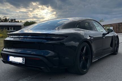 Porsche Taycan Gebrauchtwagen