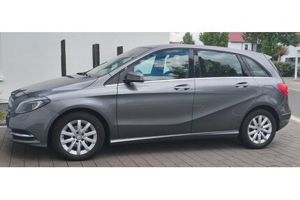 Mercedes-Benz B 180 Gebrauchtwagen