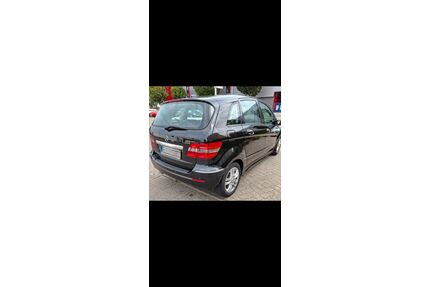 Mercedes-Benz B 180 Gebrauchtwagen