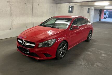 Mercedes-Benz CLA 180 Shooting Brake Gebrauchtwagen