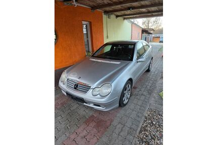 Mercedes-Benz C 180 Gebrauchtwagen
