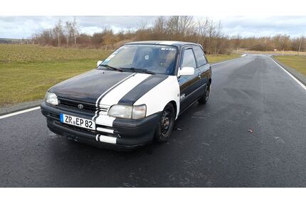 Toyota Starlet 