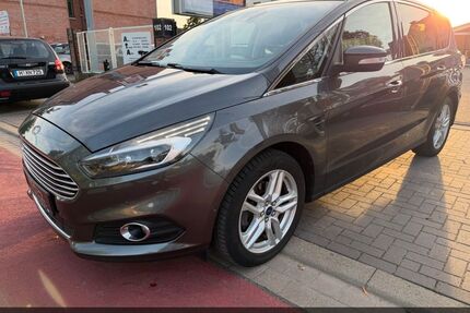 Ford S-Max Gebrauchtwagen