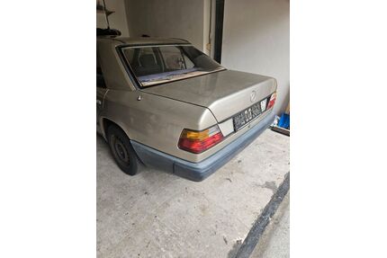 Mercedes-Benz 260 Gebrauchtwagen