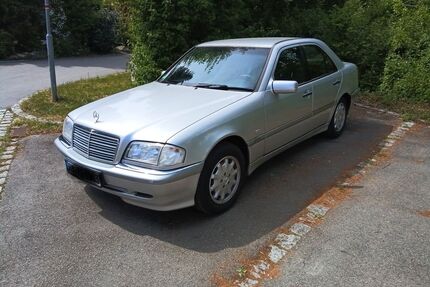 Mercedes-Benz C 180 Gebrauchtwagen