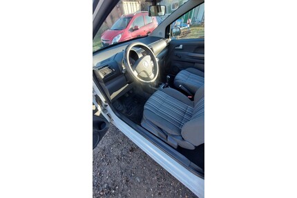 VW VW Fox Schräghecklimosine Gebrauchtwagen