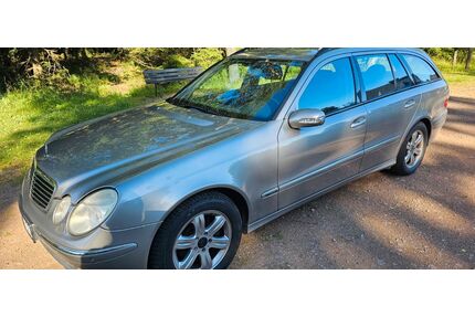 Mercedes-Benz E 220 Gebrauchtwagen