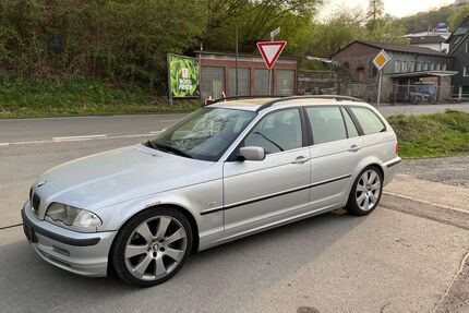 BMW 330 Gebrauchtwagen