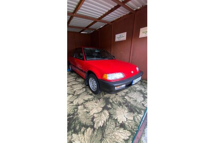 Mercedes-Benz Civic Coupe 