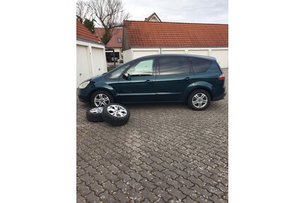 Ford S-Max Gebrauchtwagen