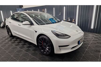 Tesla Model 3 Gebrauchtwagen