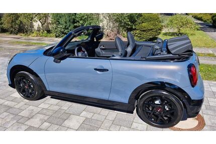 Mini John Cooper Works Cabrio Gebrauchtwagen