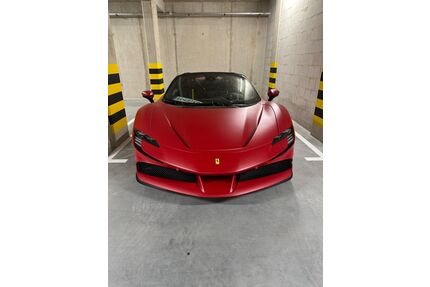 Ferrari SF90 Gebrauchtwagen