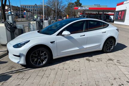 Tesla Model 3 Gebrauchtwagen