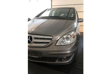 Mercedes-Benz B 200 Gebrauchtwagen