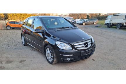 Mercedes-Benz B 180 Gebrauchtwagen