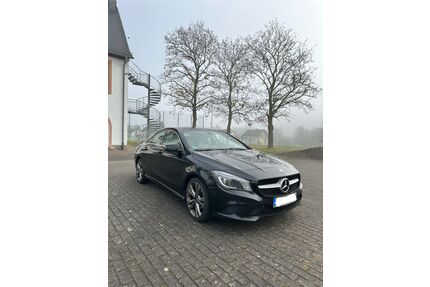 Mercedes-Benz CLA 200 Gebrauchtwagen