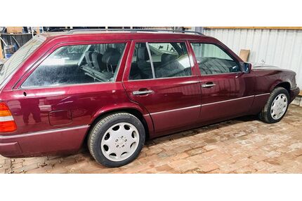 Mercedes-Benz E 220 Gebrauchtwagen