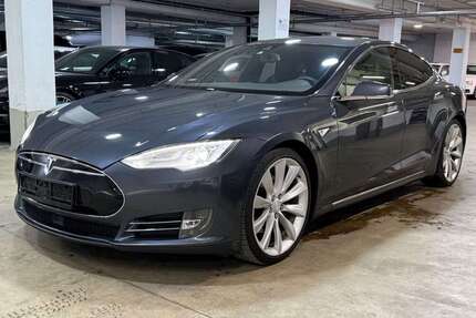 Tesla Model S Gebrauchtwagen