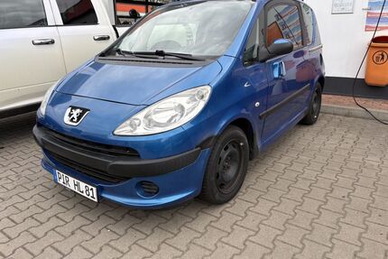Peugeot 1007 Gebrauchtwagen
