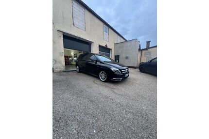 Mercedes-Benz B 200 Gebrauchtwagen