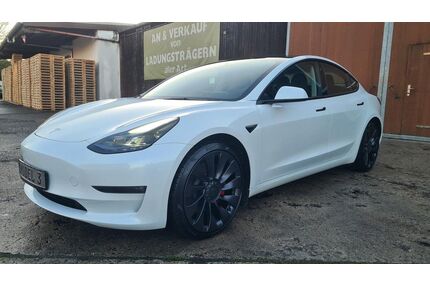 Tesla Model 3 Gebrauchtwagen