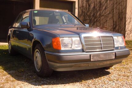 Mercedes-Benz 220 Gebrauchtwagen