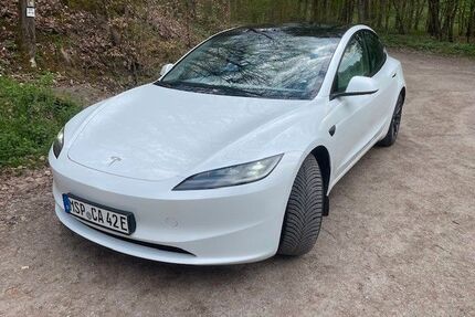 Tesla Model 3 Gebrauchtwagen