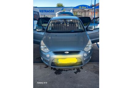 Ford S-Max Gebrauchtwagen