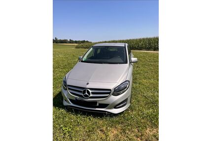 Mercedes-Benz B 180 Gebrauchtwagen