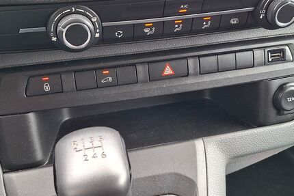 Opel Vivaro Gebrauchtwagen