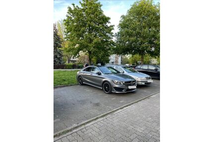 Mercedes-Benz CLA 180 Gebrauchtwagen