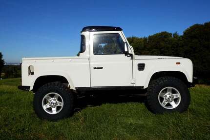 Land Rover Defender Gebrauchtwagen