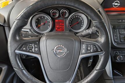 Opel Zafira Tourer Gebrauchtwagen