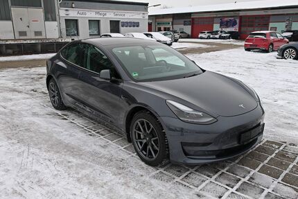 Tesla Model 3 Gebrauchtwagen