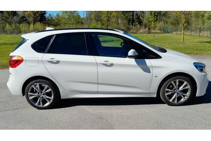 BMW 220 Active Tourer Gebrauchtwagen