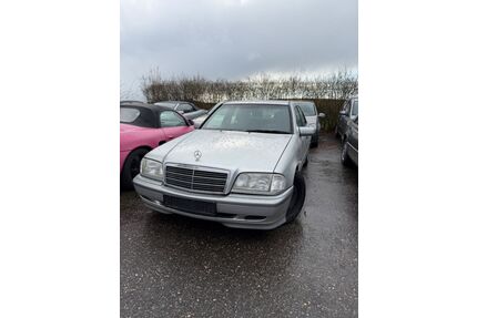 Mercedes-Benz C 180 Gebrauchtwagen