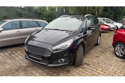 Ford S-Max Gebrauchtwagen
