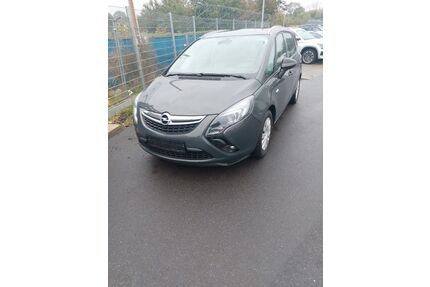Opel Zafira Tourer Gebrauchtwagen