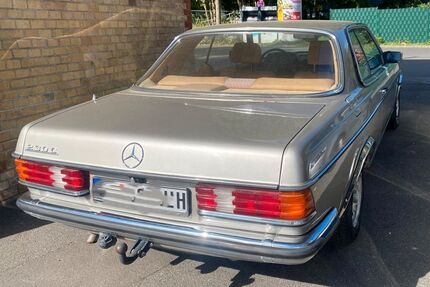 Mercedes-Benz 230 Gebrauchtwagen