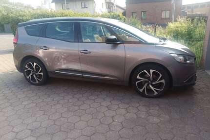 Renault Grand Scenic Gebrauchtwagen