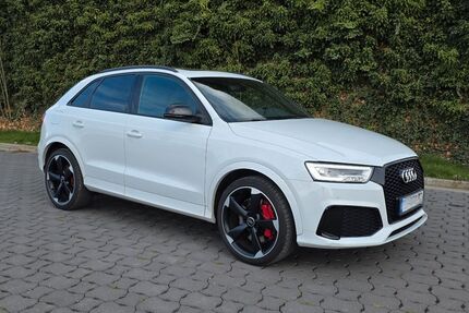 Audi RSQ3 Gebrauchtwagen