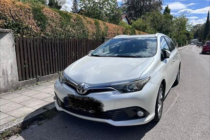 Toyota Auris Touring Sports Gebrauchtwagen
